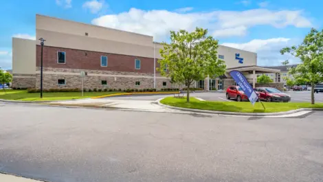 Exterior view of Self Storage Plus - Cascades.