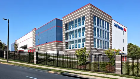 Front view of Self Storage Plus building from street view.